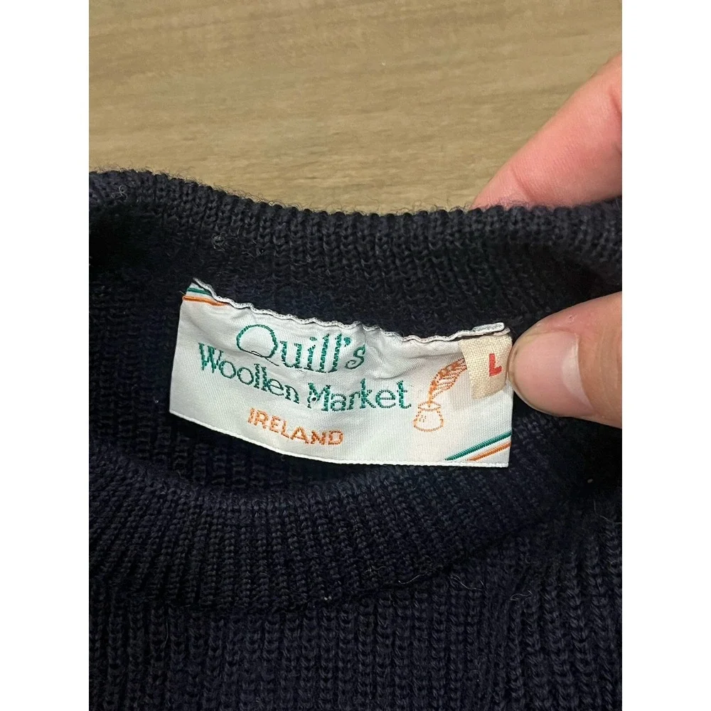 Quill's Woolen Market Men's Large Navy / Beige Sweater 100% Wool Ski Skier Image